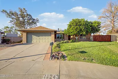 11243 N 58th Drive, Glendale, AZ 85304 - Photo 1