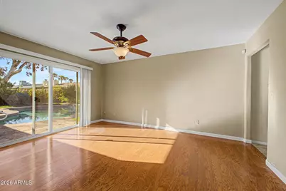 11243 N 58th Drive, Glendale, AZ 85304 - Photo 16
