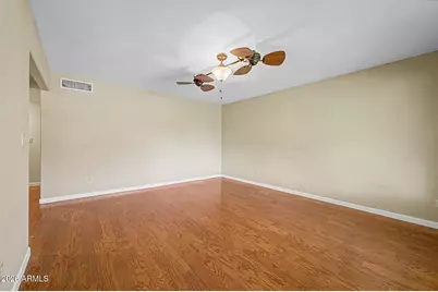 11243 N 58th Drive, Glendale, AZ 85304 - Photo 6