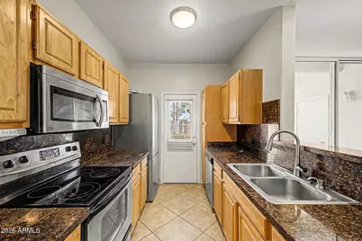 2929 W Yorkshire Drive #1120, Phoenix, AZ 85027 - Photo 10