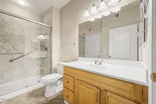 2929 W Yorkshire Dr, Phoenix, AZ 85027 - Photo 18