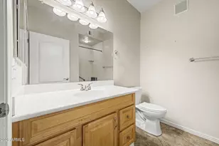 2929 W Yorkshire Dr, Phoenix, AZ 85027 - Photo 26