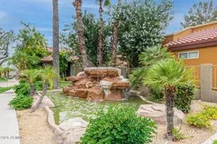 2929 W Yorkshire Dr, Phoenix, AZ 85027 - Photo 46