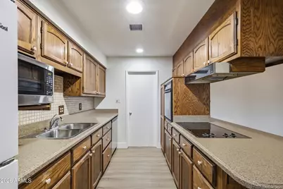 2436 W Dahlia Drive, Phoenix, AZ 85029 - Photo 10