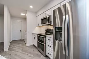 19059 N Star Ridge Dr, Sun City West, AZ 85375 - Photo 8