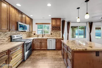 11311 N 91st Drive, Peoria, AZ 85345 - Photo 8