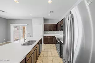 11773 W Chase Ln, Avondale, AZ 85323 - Photo 12