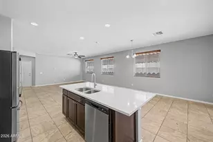 11773 W Chase Ln, Avondale, AZ 85323 - Photo 14