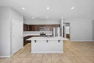 11773 W Chase Ln, Avondale, AZ 85323 - Photo 10