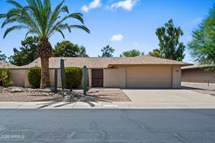 19826 N Palo Verde Dr, Sun City, AZ 85373 - Photo 2