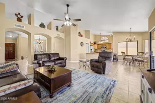 9510 W Menadota Dr, Peoria, AZ 85382 - Photo 10