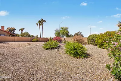 9510 W Menadota Drive, Peoria, AZ 85382 - Photo 32