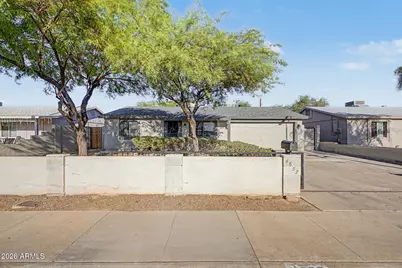 4657 N 79th Drive, Phoenix, AZ 85033 - Photo 1