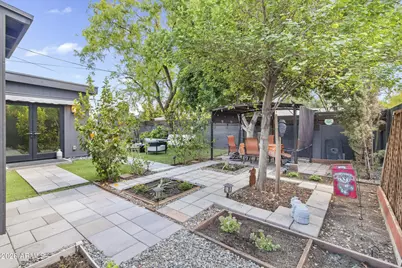 1837 E Minnezona Avenue, Phoenix, AZ 85016 - Photo 62