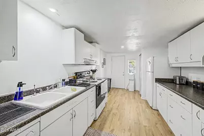 7208 E Inverness Avenue, Mesa, AZ 85209 - Photo 14