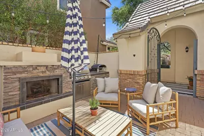 15439 W Dreyfus Street, Surprise, AZ 85379 - Photo 4