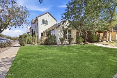 15439 W Dreyfus Street, Surprise, AZ 85379 - Photo 1