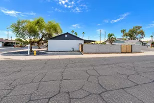 9043 N 16th Dr, Phoenix, AZ 85021 - Photo 6