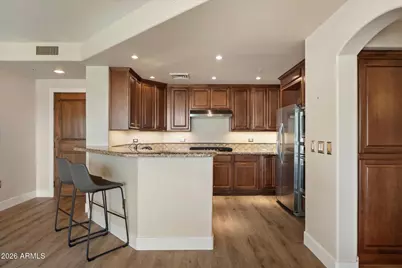 15802 N 71st Street #203, Scottsdale, AZ 85254 - Photo 1