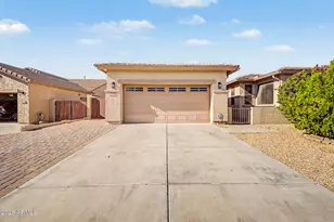 1918 E Indigo Ct, Gilbert, AZ 85298 - Photo 1