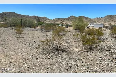4002 W Carver Road #1, Laveen, AZ 85339 - Photo 2