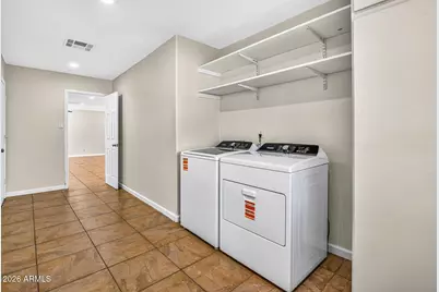619 E Diamond Drive, Tempe, AZ 85283 - Photo 28