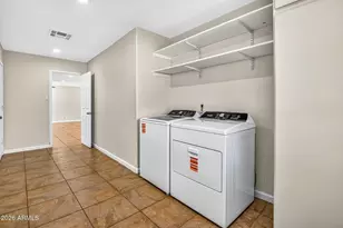 619 E Diamond Dr, Tempe, AZ 85283 - Photo 28