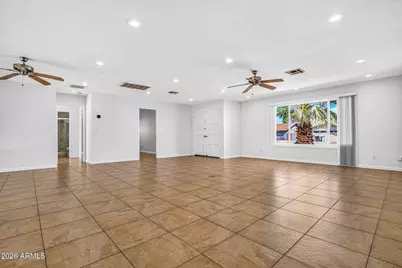 619 E Diamond Drive, Tempe, AZ 85283 - Photo 4