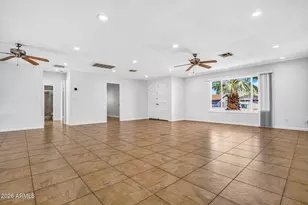 619 E Diamond Dr, Tempe, AZ 85283 - Photo 4