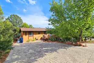 390 Coffee Pot Dr, Sedona, AZ 86336 - Photo 2