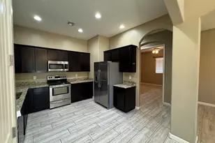 1367 S Country Club Dr, Mesa, AZ 85210 - Photo 12