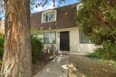 2200 E Dortha Avenue #T, Flagstaff, AZ 86004 - Photo 2