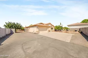 7612 N 81st Ln, Glendale, AZ 85303 - Photo 1