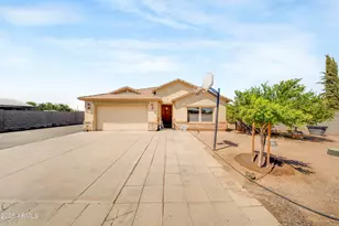 7612 N 81st Ln, Glendale, AZ 85303 - Photo 2