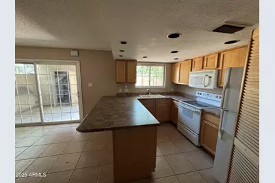 532 E 4th Place, Mesa, AZ 85203 - Photo 6