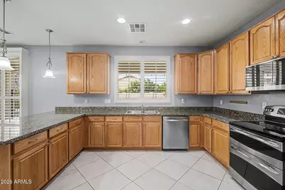 10418 W Edgemont Drive, Avondale, AZ 85392 - Photo 12