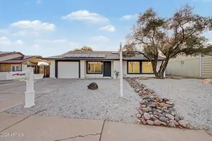20450 N 14th Ln, Phoenix, AZ 85027 - Photo 2