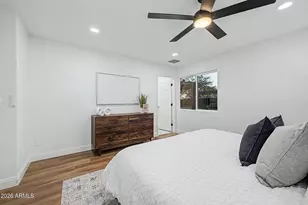 20450 N 14th Ln, Phoenix, AZ 85027 - Photo 10