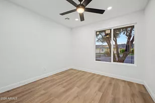 20450 N 14th Ln, Phoenix, AZ 85027 - Photo 16