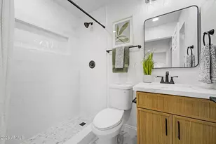 20450 N 14th Ln, Phoenix, AZ 85027 - Photo 12