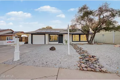 20450 N 14th Lane, Phoenix, AZ 85027 - Photo 1