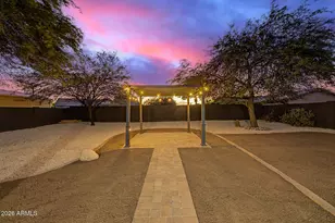 20450 N 14th Ln, Phoenix, AZ 85027 - Photo 28