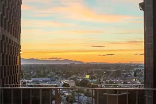 1057 E Butler Dr, Phoenix, AZ 85020 - Photo 12