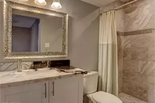 1057 E Butler Dr, Phoenix, AZ 85020 - Photo 16