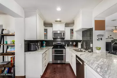 1103 E Georgia Avenue, Phoenix, AZ 85014 - Photo 12
