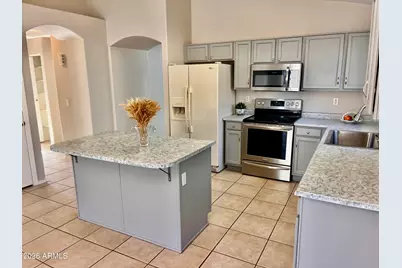 13346 W Saguaro Lane, Surprise, AZ 85374 - Photo 12