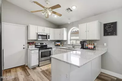 65 W Holstein Trail, San Tan Valley, AZ 85143 - Photo 4