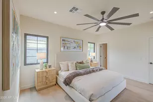 2209 N 12th Ave, Phoenix, AZ 85007 - Photo 22