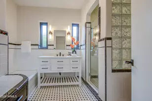 2209 N 12th Ave, Phoenix, AZ 85007 - Photo 34