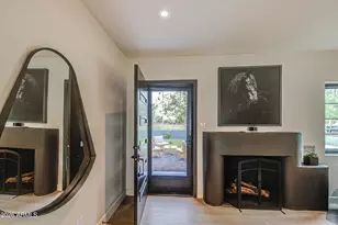 2209 N 12th Ave, Phoenix, AZ 85007 - Photo 10